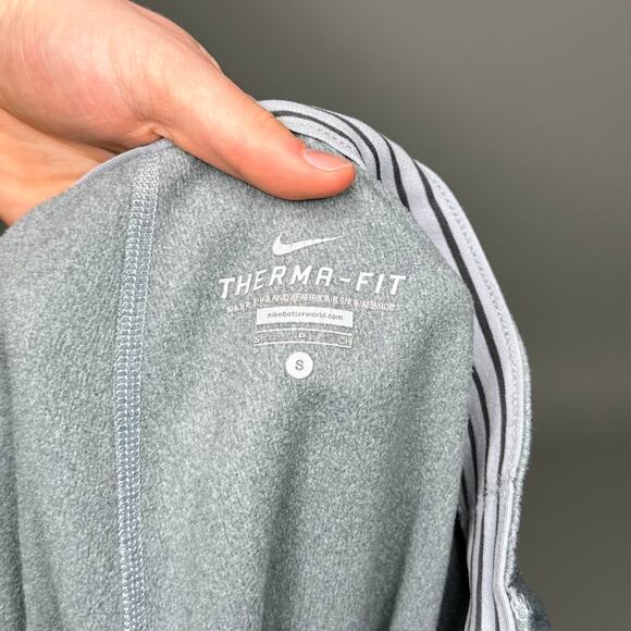 Nike Sweatpants Grey Polyester Black Swoosh Therma Fit - Picture 4 of 4